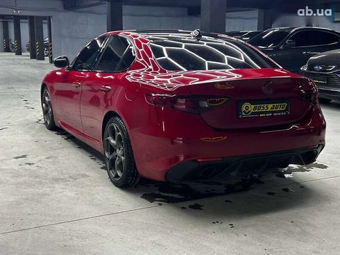 Alfa Romeo Giulia 2020 - фото 4