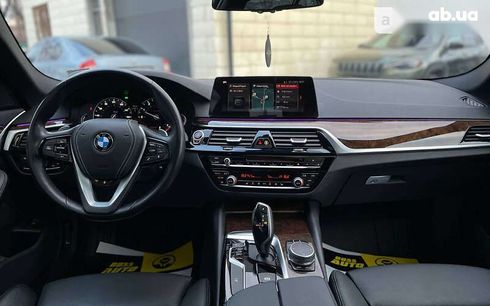 BMW 5 серия 2019 - фото 12