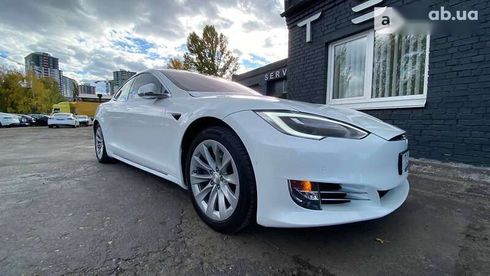 Tesla Model S 2019 - фото 20