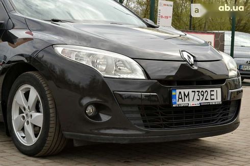 Renault Megane 2010 - фото 10