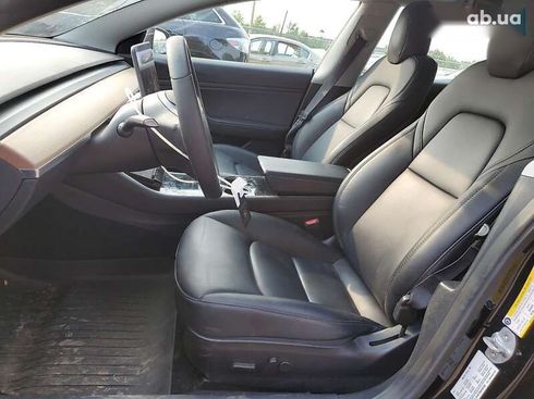 Tesla Model 3 2019 - фото 6
