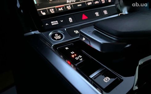 Audi E-Tron 2021 - фото 15