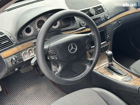 Mercedes-Benz E-Класс 2008 - фото 16