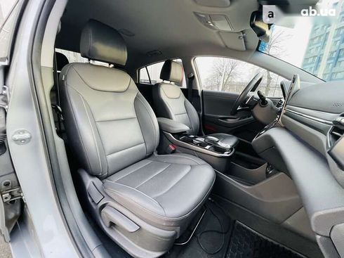 Hyundai Ioniq 2020 - фото 15