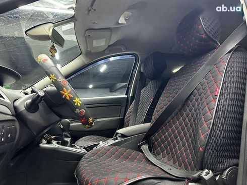 Renault Scenic 2011 - фото 9