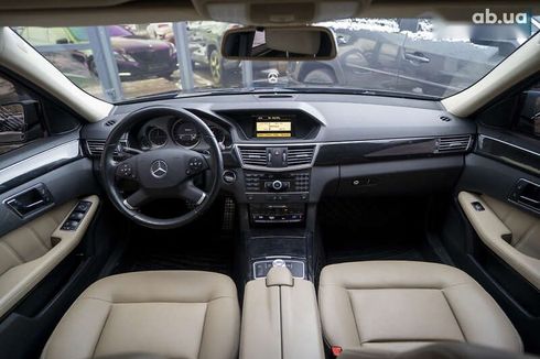 Mercedes-Benz E-Класс 2010 - фото 19