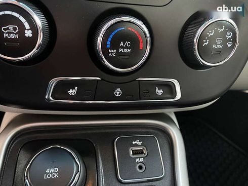 Jeep Compass 2017 - фото 18