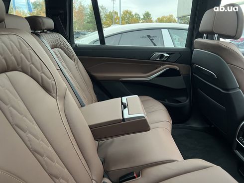 BMW X7 2023 - фото 27