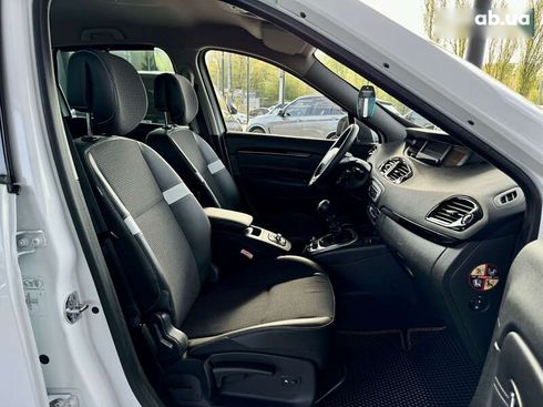 Renault Scenic 2012 - фото 3