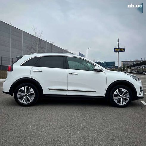 Kia Niro 2020 - фото 2