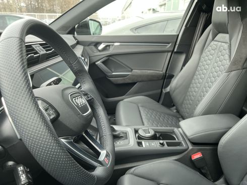 Audi RS Q3 2023 - фото 30