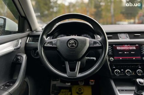 Skoda Octavia 2019 - фото 13