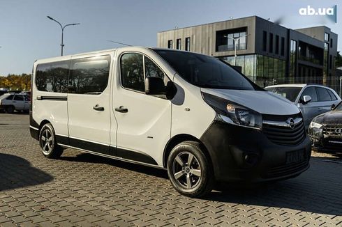 Opel Vivaro 2016 - фото 11