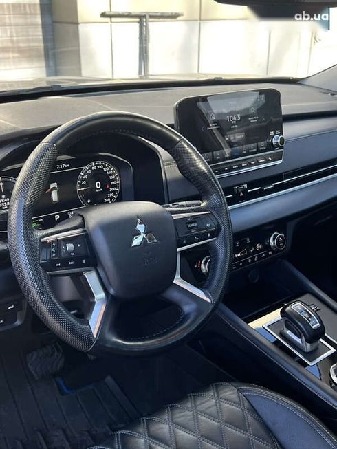 Mitsubishi Outlander 2023 - фото 21