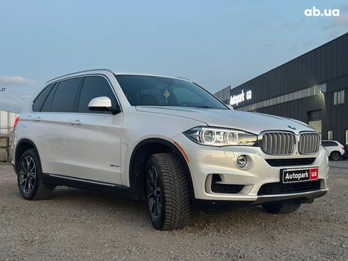 BMW X5 2015 белый - фото 3