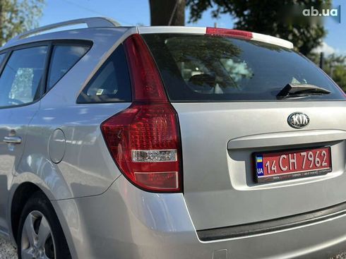 Kia Cee'd 2011 - фото 22