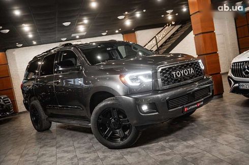 Toyota Sequoia 2018 - фото 15