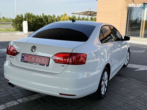 Volkswagen Jetta 2014 - фото 11