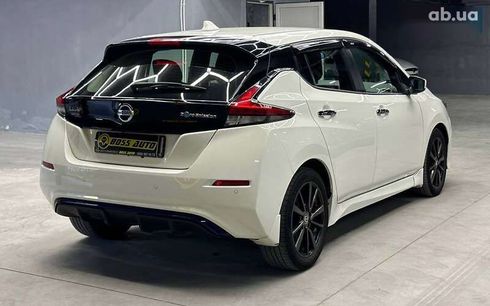 Nissan Leaf 2022 - фото 6
