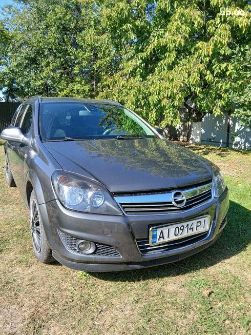 Opel Astra 2010 серый - фото 3