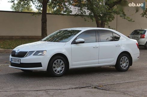 Skoda Octavia 2019 - фото 2