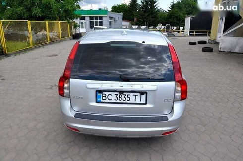 Volvo V50 2010 - фото 8