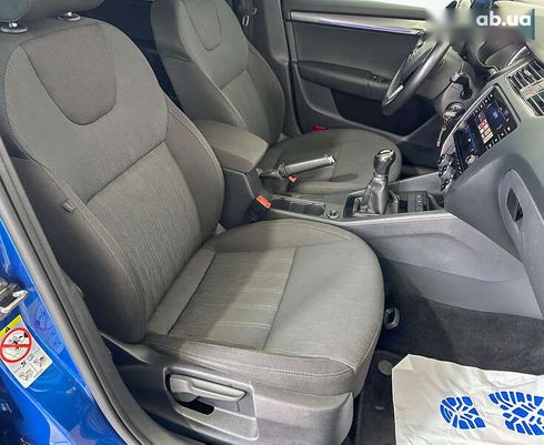 Skoda Octavia 2018 - фото 10