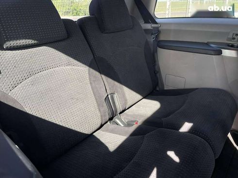 Mitsubishi Grandis 2005 - фото 25