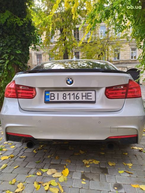 BMW 3 серия 2012 серебристый - фото 5