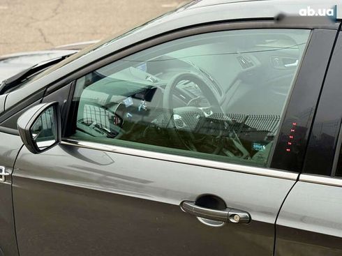 Ford Escape 2015 - фото 8