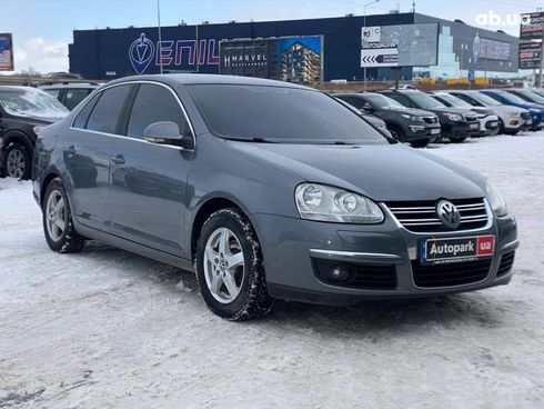 Volkswagen Jetta 2008 серый - фото 5