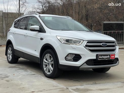 Ford Kuga 2017 белый - фото 3