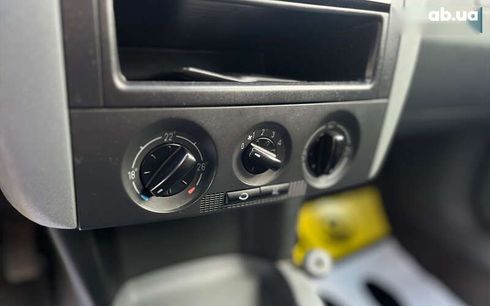 Skoda Fabia 2003 - фото 14