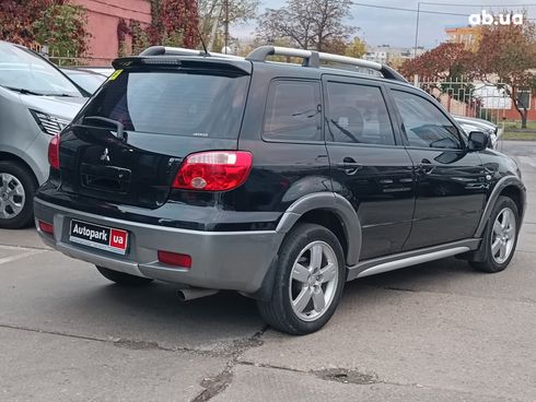 Mitsubishi Outlander 2005 черный - фото 7