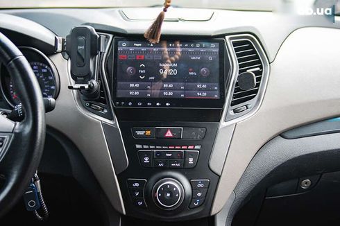 Hyundai Santa Fe 2015 - фото 12