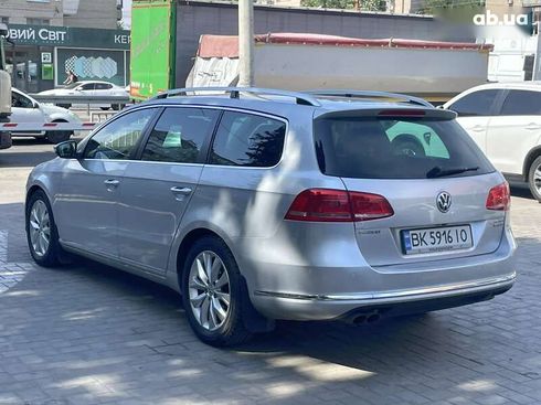 Volkswagen Passat 2011 - фото 10
