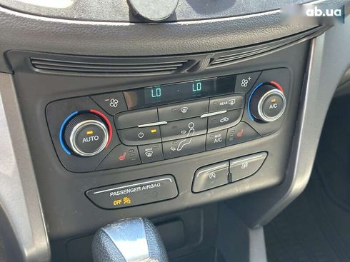 Ford Escape 2017 - фото 25