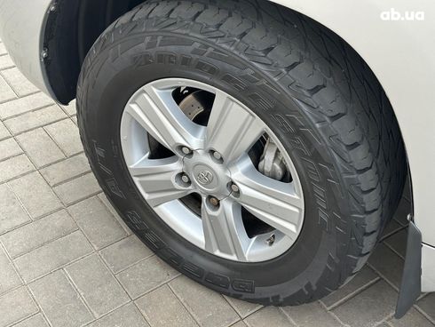 Toyota Land Cruiser 2008 серый - фото 27