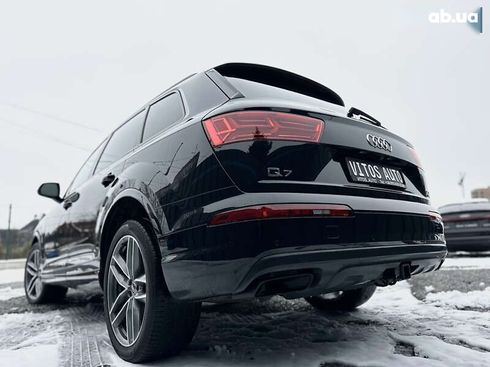 Audi Q7 2018 - фото 9