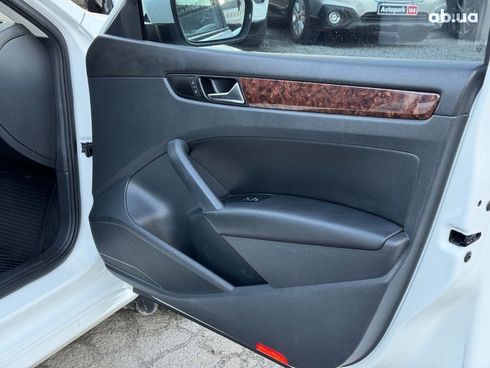 Volkswagen Passat 2013 белый - фото 22