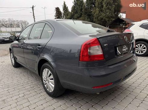Skoda Octavia 2011 - фото 15