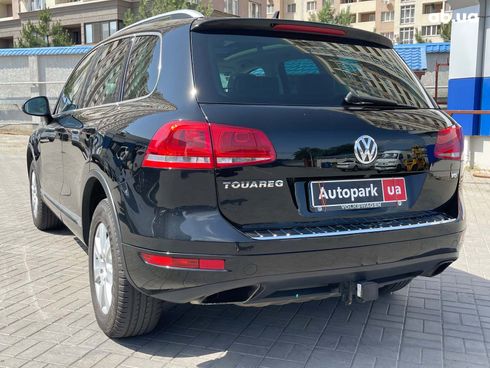 Volkswagen Touareg 2012 черный - фото 13