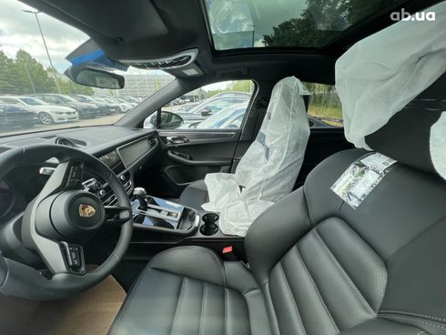 Porsche Macan 2023 - фото 18