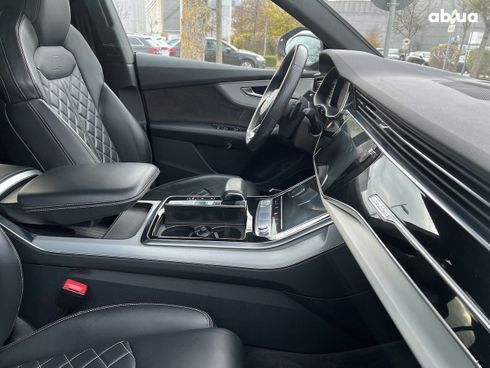 Audi Q8 2021 - фото 14