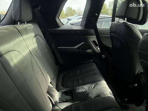 BMW X7 2020 - фото 49