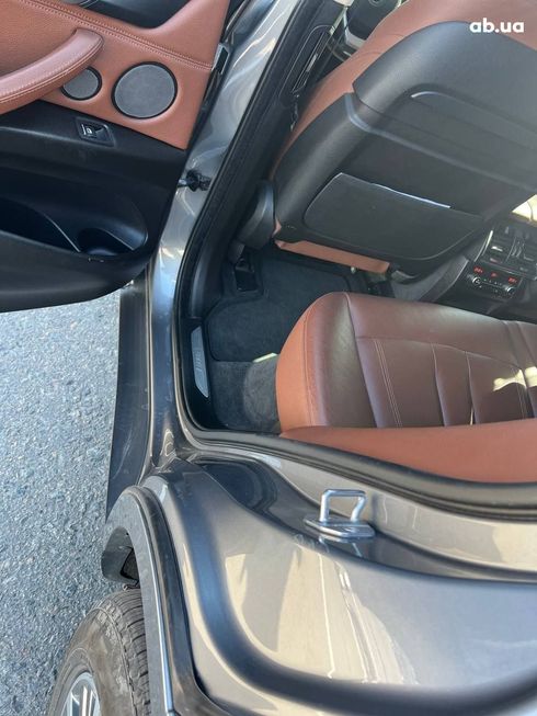 BMW X5 2015 серый - фото 6