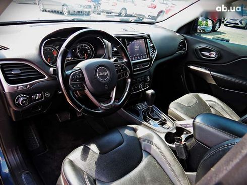 Jeep Cherokee 2019 - фото 8