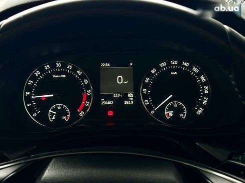 Skoda Octavia 2020 - фото 29