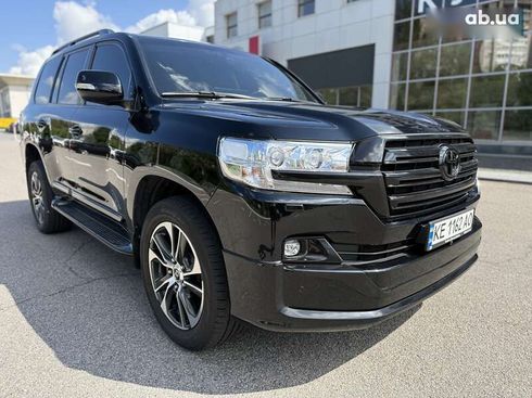 Toyota Land Cruiser 2020 - фото 18