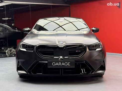 BMW M5 2025 - фото 2